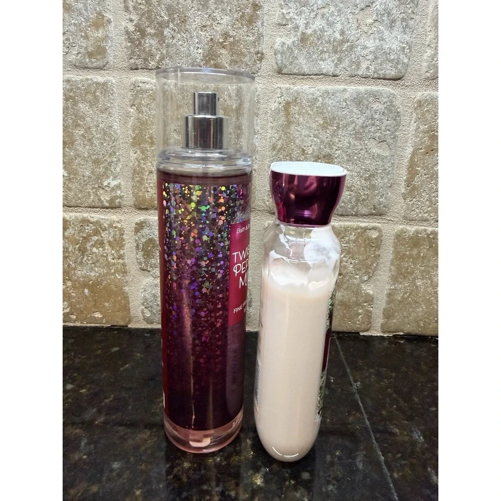 Bath And Body‎ Works Twisted Peppermint Bundle Body Mist And Lotion 95%